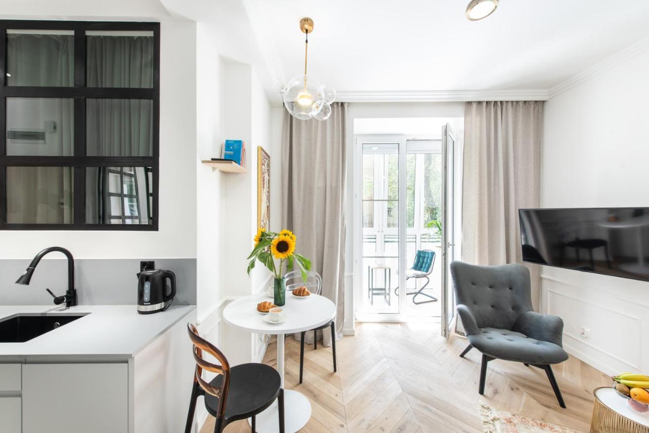 Park Lane Apartment Lea Krasków Dış mekan fotoğraf